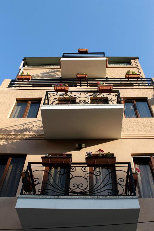 Hotel Phaliashvili Batumi Exterior foto