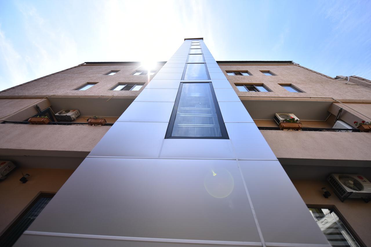 Hotel Phaliashvili Batumi Exterior foto